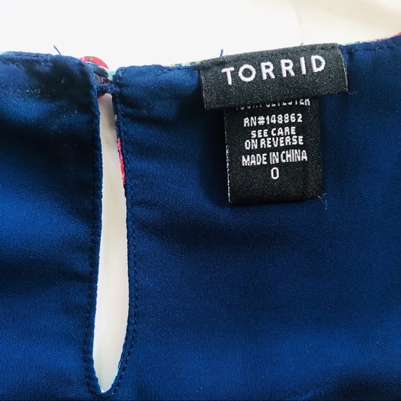 TORRID Sleeveless Blue & Pink Floral … - Picture 3 of 10